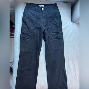 ZARA BLACK HIGH RISE CARGO PANTS - SIZE 2